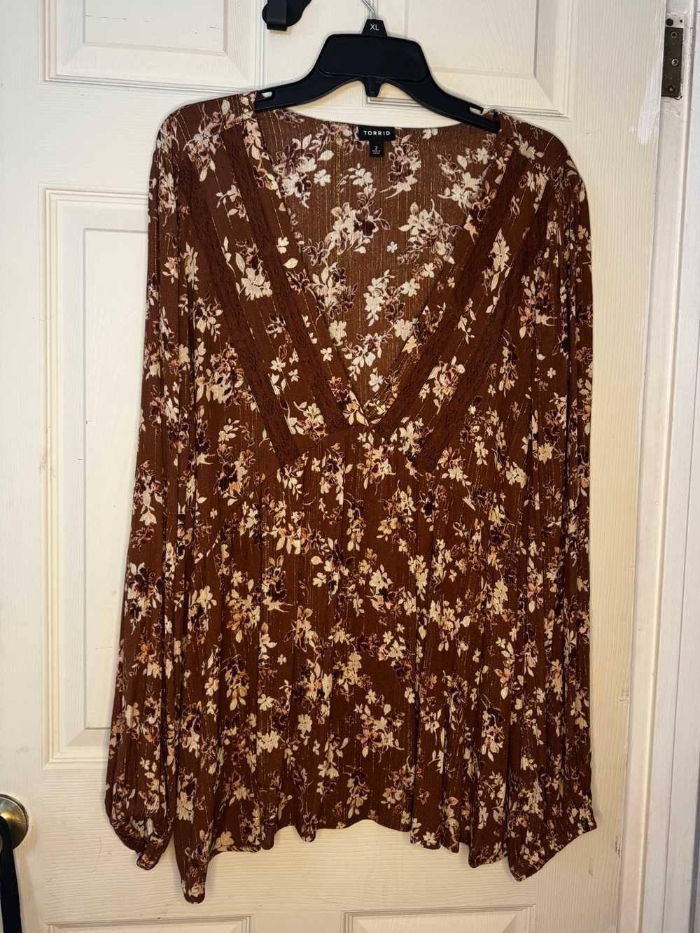 torrid Brown and Cream Floral V-Neck Peasant Blouse - XXL